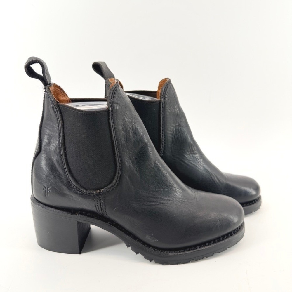 Frye Sabrina Chelsea Boot USA Heritage Black Leather Ankle 75004 Womens 7M